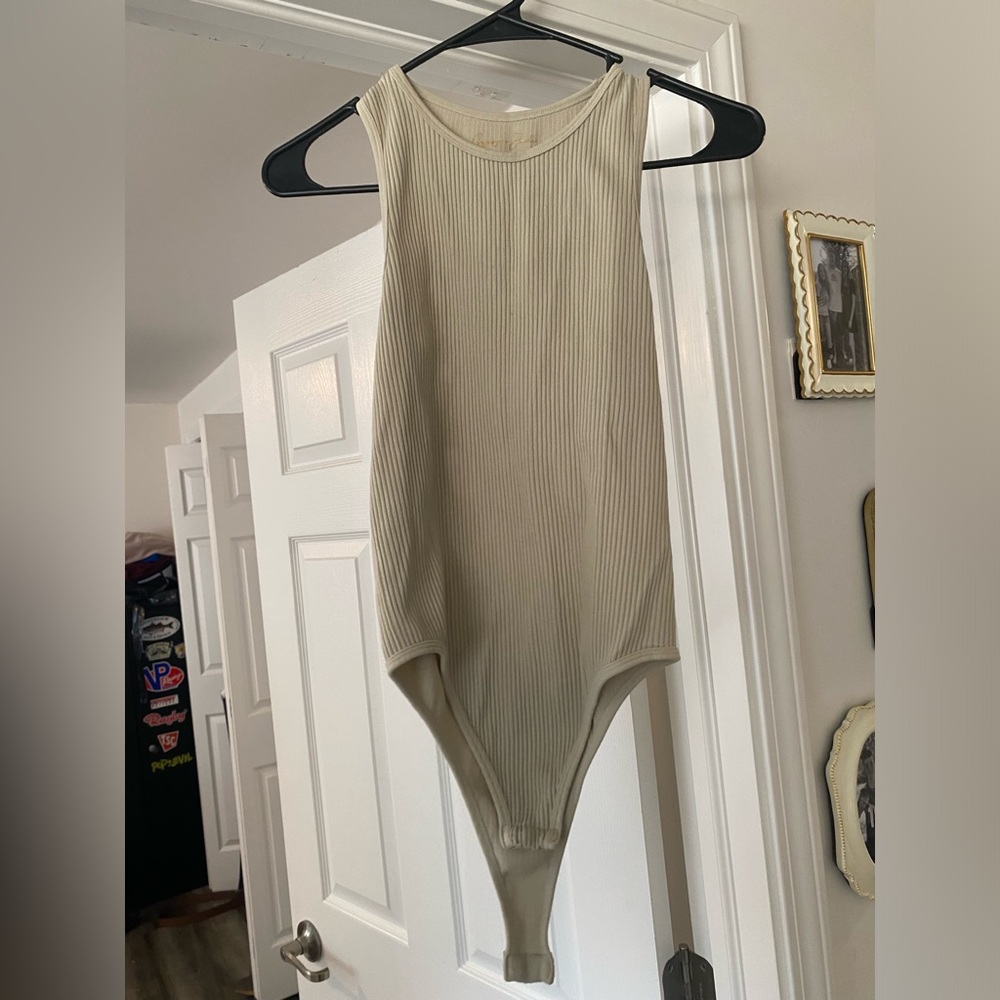 Set of 2 bodysuits